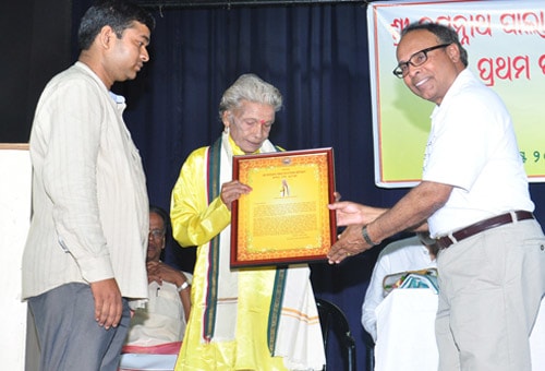 sradhananda Mishra with Jagannath Behera